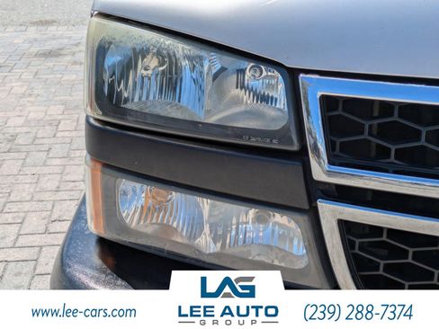 Used 2006 Chevrolet Silverado 1500 W/T image 8