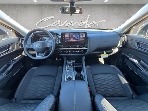 New 2026 Nissan Pathfinder SV image 20