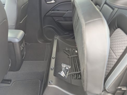 Used 2022 Chevrolet Colorado Z71 image 34