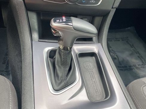 Used 2022 Dodge Charger SXT AWD/4WD image 29