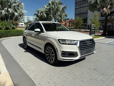 Used 2017 Audi Q7 3.0T Premium Plus w/ Premium Plus Package AWD/4WD image 3