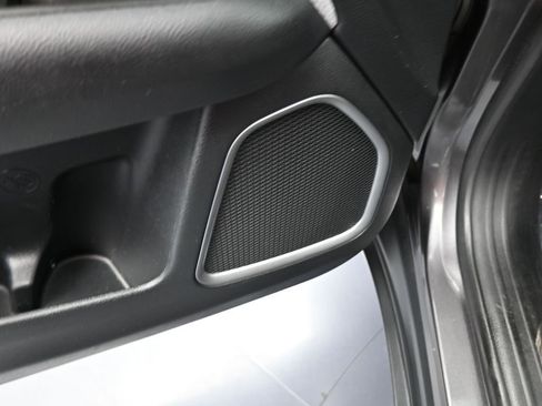 Used 2022 Jeep Compass Latitude image 14