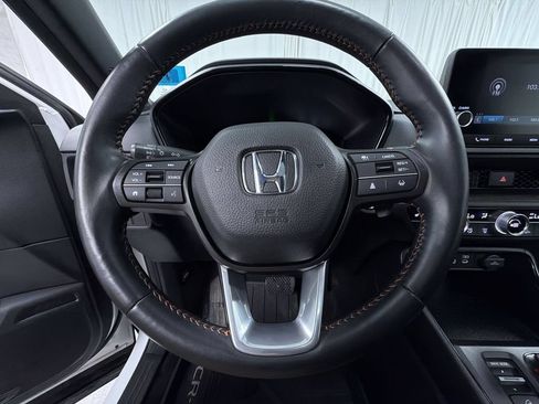 Used 2025 Honda CR-V Sport image 29