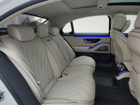Certified 2025 Mercedes-Benz S 580 4MATIC Sedan image 21