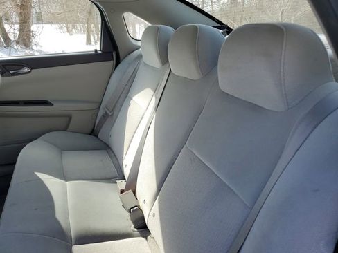 Used 2009 Chevrolet Impala LS image 19