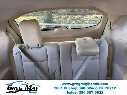 Used 2015 Nissan Pathfinder SL FWD image 25