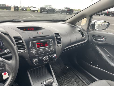 Used 2014 Kia Forte LX FWD image 14