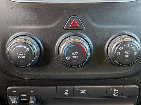 Certified 2017 RAM 2500 Tradesman w/ Chrome Appearance Group image 24