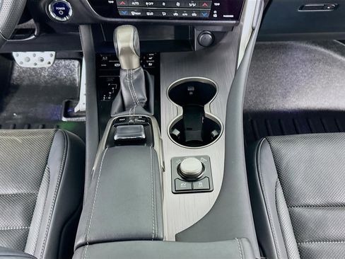 Used 2016 Lexus RX 450h F Sport image 39