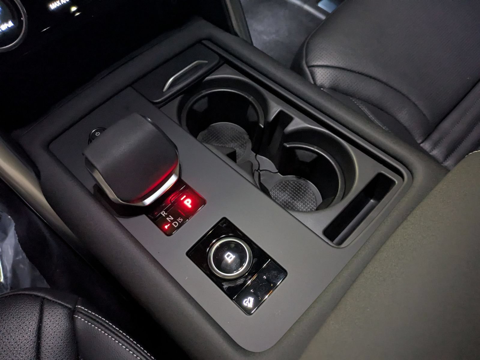 New 2026 Land Rover Discovery Dynamic SE AWD/4WD image 22
