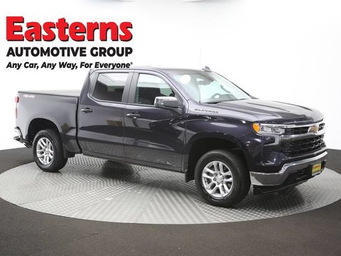 Used 2023 Chevrolet Silverado 1500 LT AWD/4WD image 50