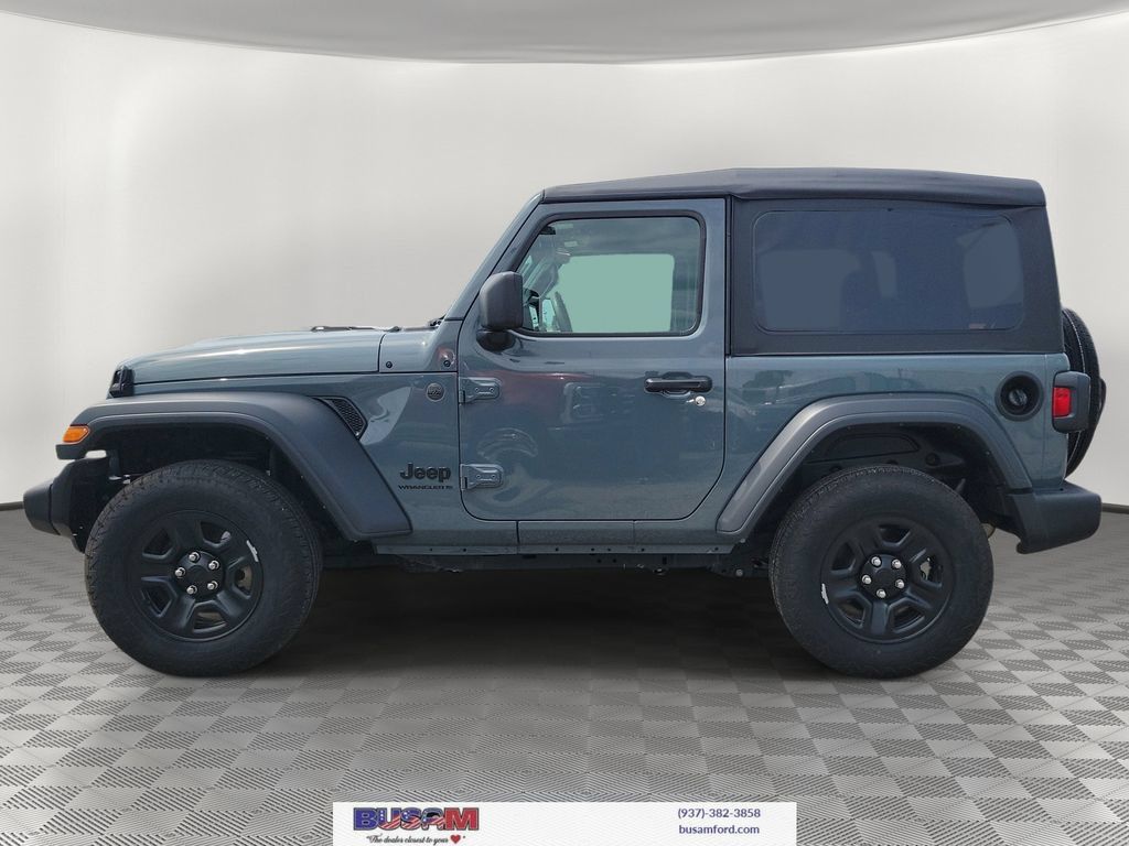 Used 2025 Jeep Wrangler Sport AWD/4WD image 25