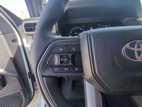 Used 2026 Toyota 4Runner Platinum AWD/4WD image 13