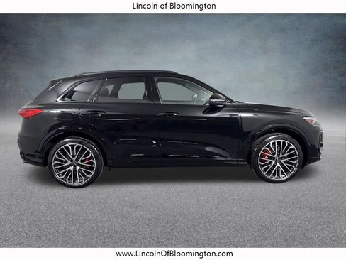 Used 2025 Audi SQ5 Prestige w/ Prestige Package AWD/4WD image 8