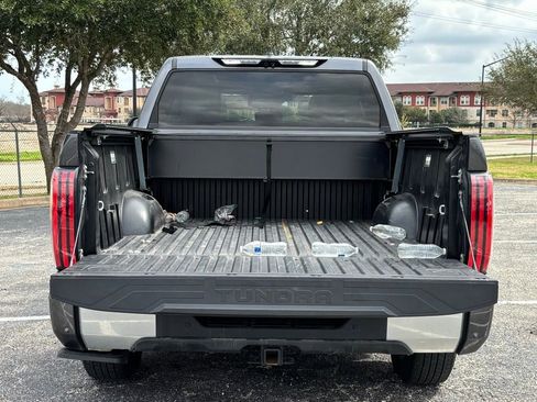 Used 2023 Toyota Tundra Limited image 12