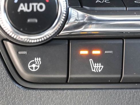 New 2026 MAZDA MAZDA3 2.5 Turbo Sedan w/Premium Plus image 32