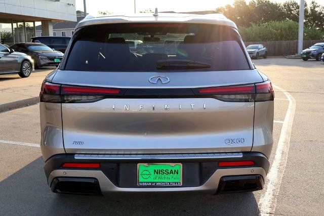 Used 2023 INFINITI QX60 Luxe w/ Performance Audio Package AWD/4WD image 7