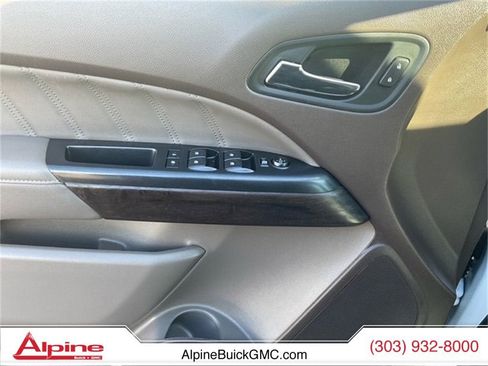 Used 2021 GMC Canyon Denali image 18