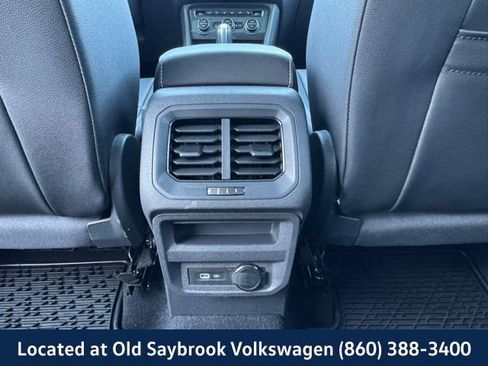 Used 2021 Volkswagen Tiguan SEL image 12
