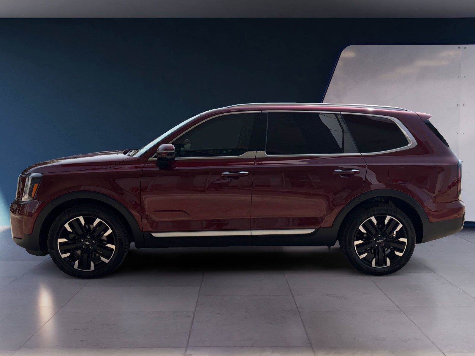 Used 2023 Kia Telluride SX FWD image 2