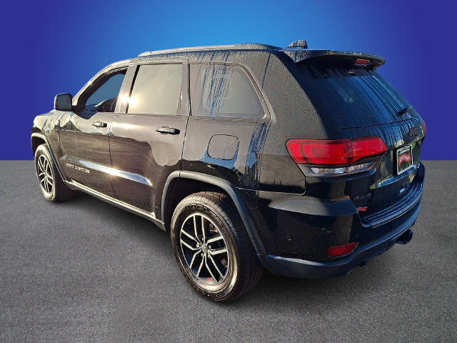 Used 2018 Jeep Grand Cherokee Trailhawk w/ Trailhawk Luxury Group AWD/4WD image 6