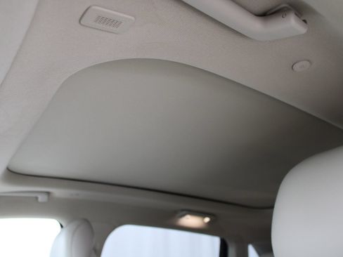 Used 2019 Lincoln Nautilus Reserve AWD/4WD image 46