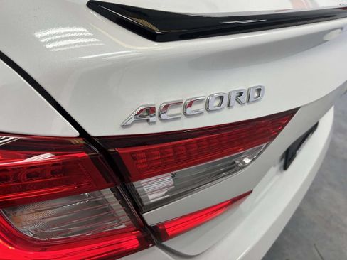 Used 2022 Honda Accord Sport image 10