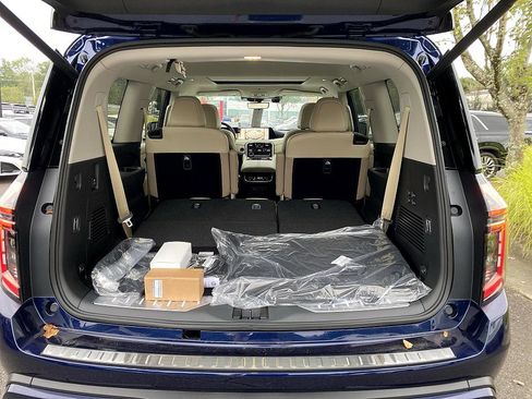 New 2026 Nissan Armada Platinum w/ Convenience Package image 23