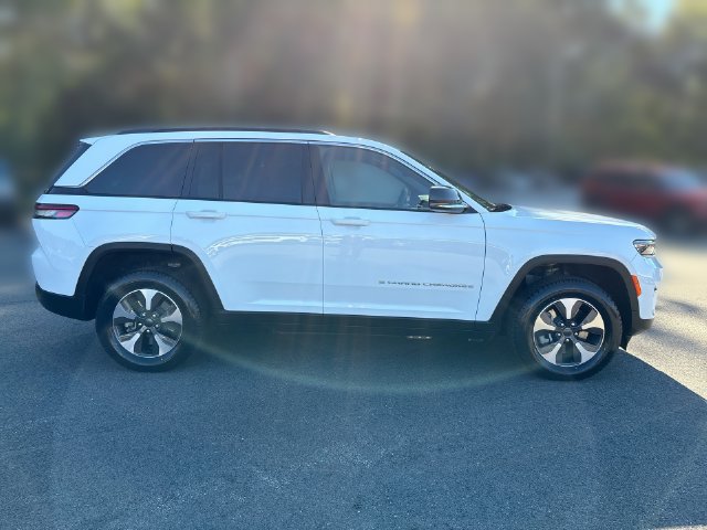 Used 2024 Jeep Grand Cherokee Limited 4xe AWD/4WD image 9