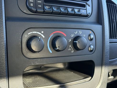 Used 2005 Dodge Ram 1500 Truck SLT w/ Quad Cab Big Horn Value Group image 23