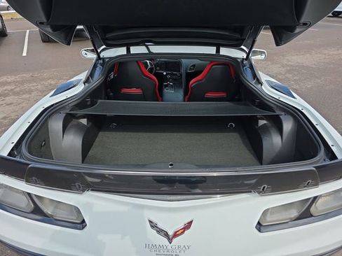 Used 2017 Chevrolet Corvette Z06 w/ Chrome Badge Package image 13