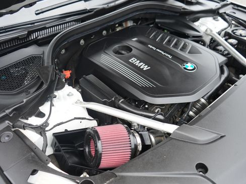 Used 2018 BMW 640i Gran Turismo xDrive AWD/4WD image 9