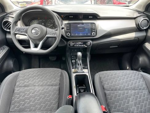 Certified 2022 Nissan Kicks SV FWD image 13