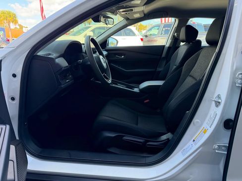 Used 2023 Honda Accord LX image 12