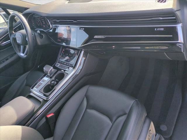 Used 2021 Audi Q7 2.0T Premium Plus w/ Executive Package AWD/4WD image 24