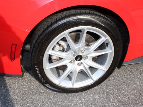 Used 2024 Ford Mustang GT Premium image 12