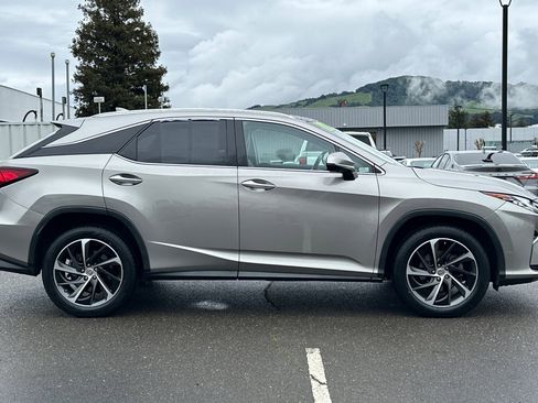 Used 2017 Lexus RX 350 AWD w/ Luxury Package image 3