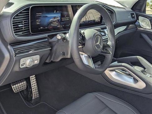 New 2026 Mercedes-Benz GLS 450 4MATIC image 3