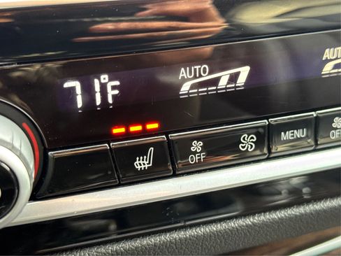 Used 2019 BMW 540i xDrive image 41