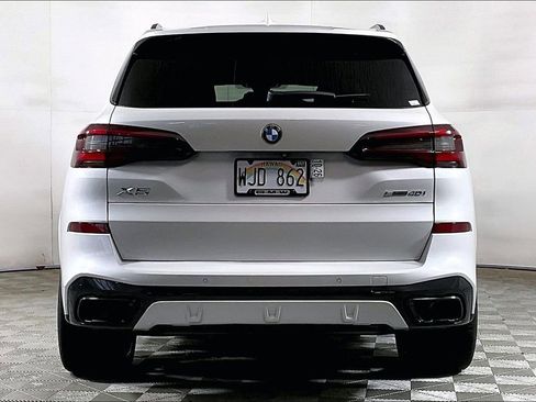 Used 2022 BMW X5 sDrive40i w/ M Sport Package RWD image 3