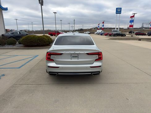 Used 2019 Volvo S60 T5 Inscription image 6