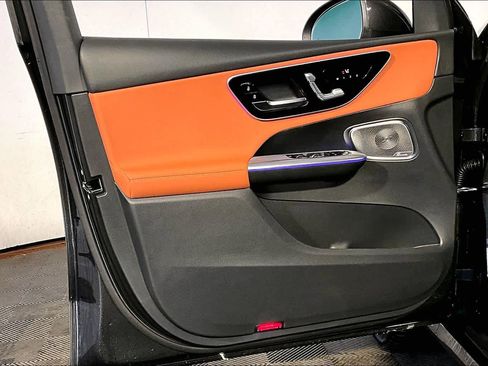 New 2026 Mercedes-Benz GLC 300 4MATIC image 11