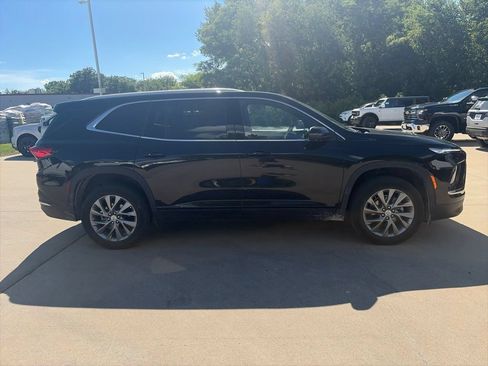 Used 2025 Buick Enclave Preferred w/ Power Package AWD/4WD image 6