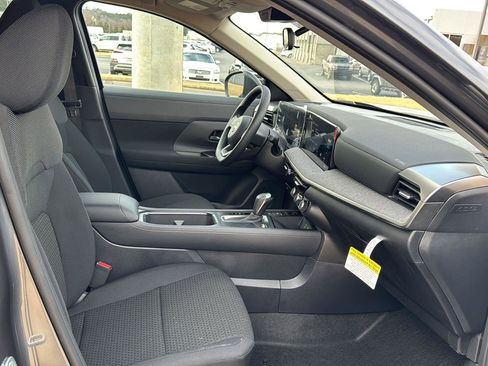 New 2026 Nissan Kicks S image 10