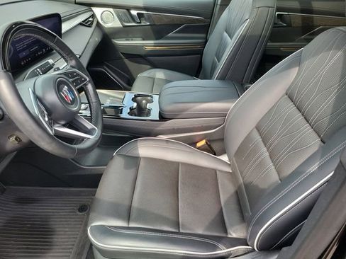 Used 2025 Buick Enclave Avenir w/ Super Cruise Package AWD/4WD image 15