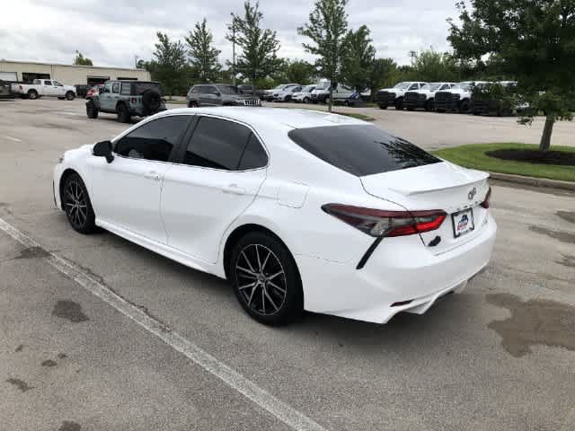 Used 2021 Toyota Camry SE FWD image 4
