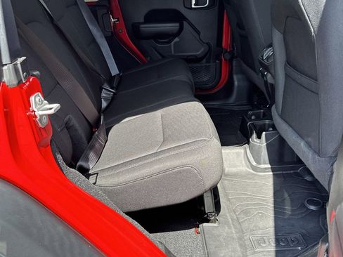 Used 2021 Jeep Wrangler Unlimited Sport S image 16