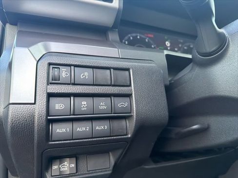 Used 2025 Toyota Tacoma TRD Sport w/ TRD Sport Premium Package image 21