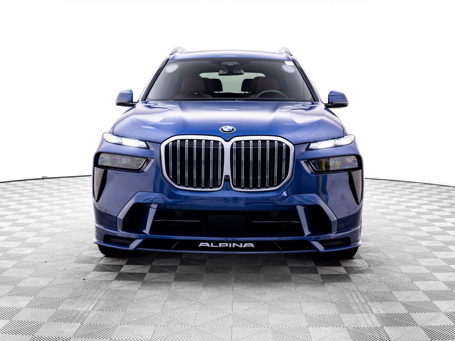 Used 2024 BMW ALPINA XB7 AWD/4WD image 9
