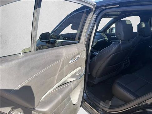 Used 2019 Cadillac XT4 Premium Luxury FWD image 19